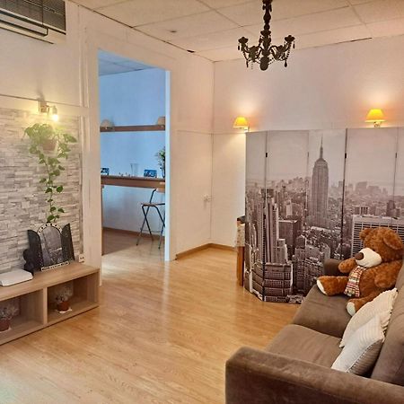 Habitacion Para Grupos Hasta 8 En Plena Rambla De Cataluna Barcelona Eksteriør bilde