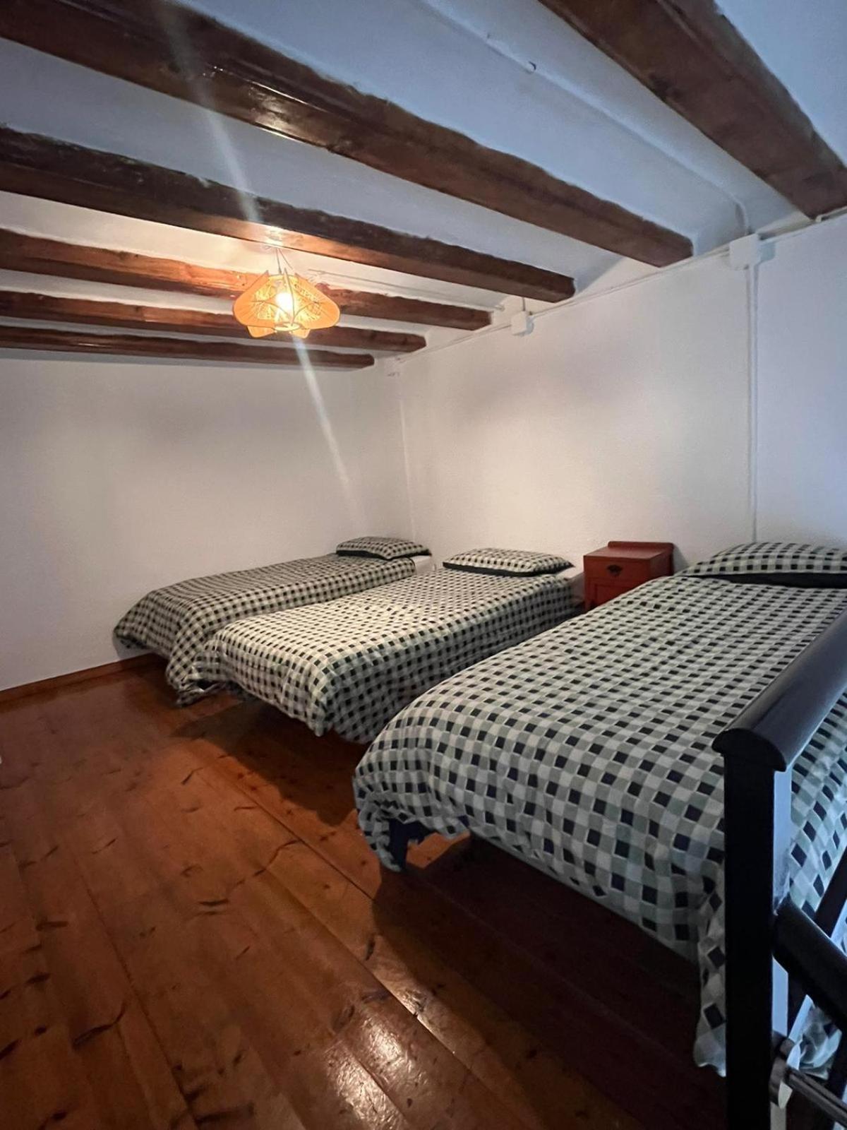 Habitacion Para Grupos Hasta 8 En Plena Rambla De Cataluna Barcelona Eksteriør bilde