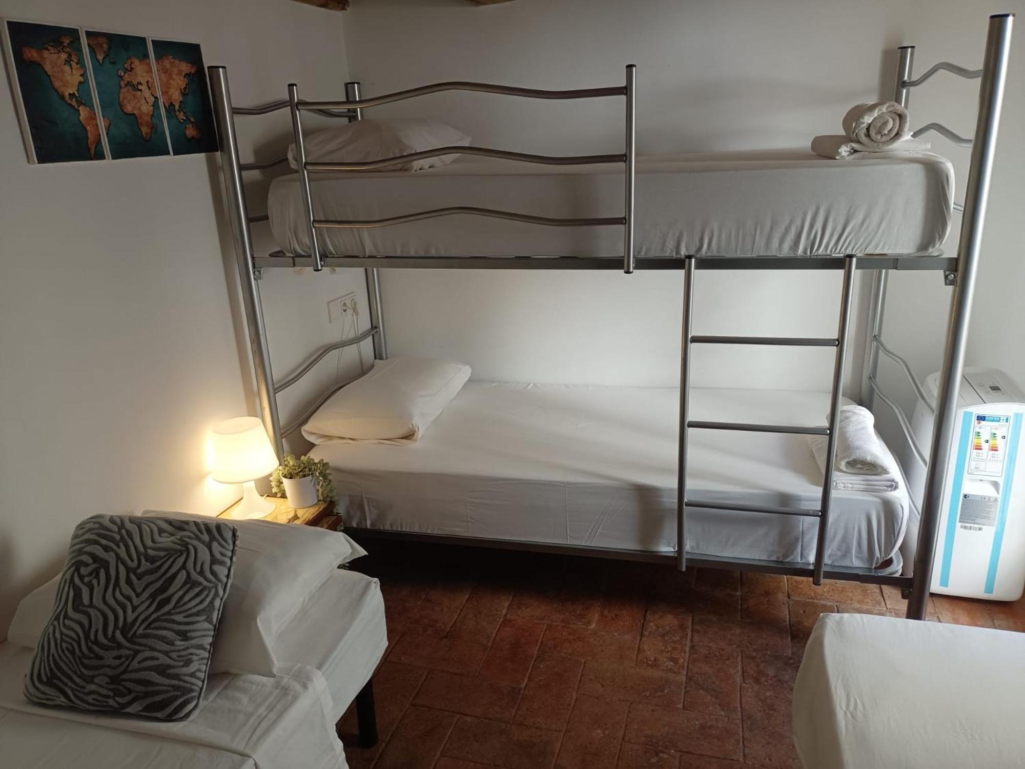 Habitacion Para Grupos Hasta 8 En Plena Rambla De Cataluna Barcelona Eksteriør bilde